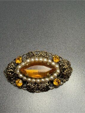 Vintage Gold Filigree Brooch with Amber Crystal and Pearls #cz146